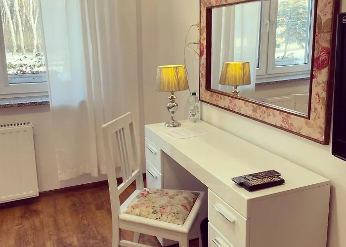 Gosciniec Pod Brzozami Inn 3*