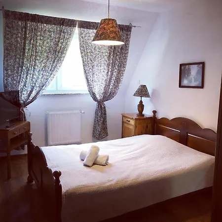 Inn Gosciniec Pod Brzozami