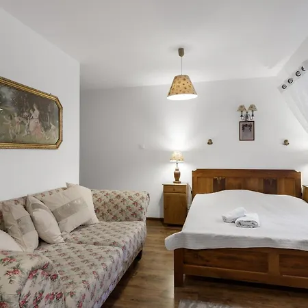Inn Gosciniec Pod Brzozami