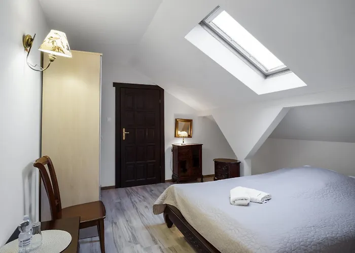 Gosciniec Pod Brzozami Inn 3*